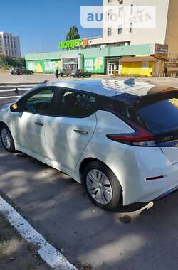 Хетчбек Nissan Leaf 2022 в Черкасах