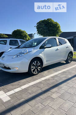 Хетчбек Nissan Leaf 2017 в Луцьку