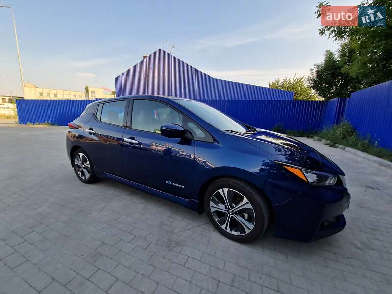 Хэтчбек Nissan Leaf 2018 в Виннице