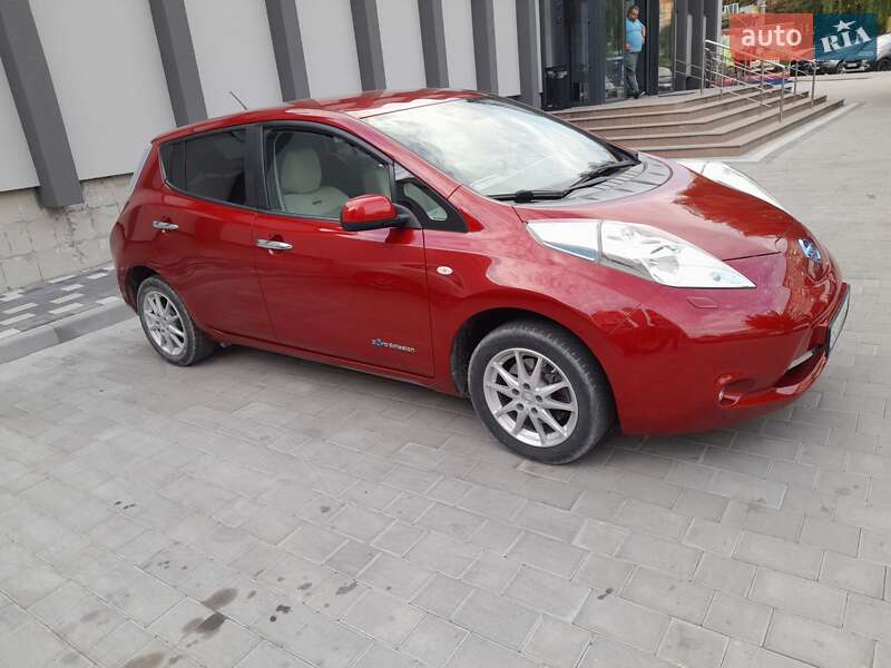 Хэтчбек Nissan Leaf 2015 в Тернополе фото 16 Хэтчбек Nissan Leaf 2015 в Тернополе