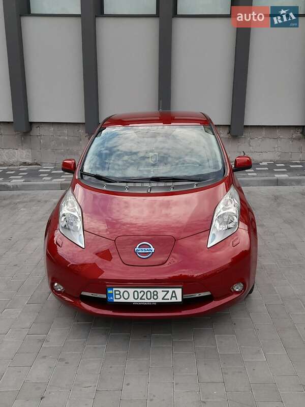 Хэтчбек Nissan Leaf 2015 в Тернополе фото 10 Хэтчбек Nissan Leaf 2015 в Тернополе