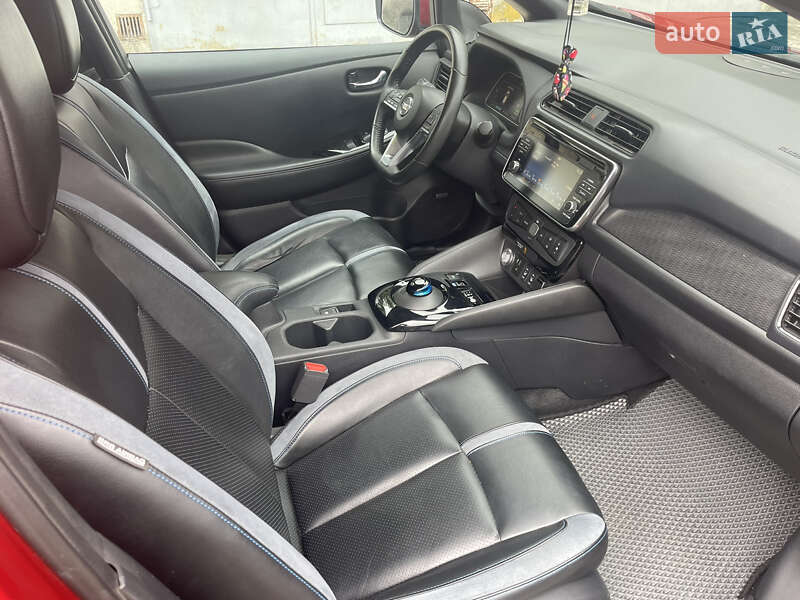 Хэтчбек Nissan Leaf 2018 в Львове фото 9 Хэтчбек Nissan Leaf 2018 в Львове