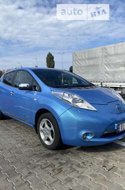 Хэтчбек Nissan Leaf 2013 в Кременчуге