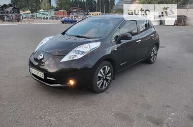 Хетчбек Nissan Leaf 2015 в Харкові