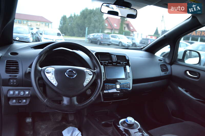 Хэтчбек Nissan Leaf 2013 в Луцке фото 18 Хэтчбек Nissan Leaf 2013 в Луцке