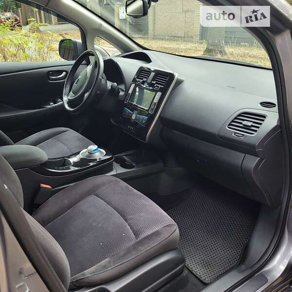 Хэтчбек Nissan Leaf 2015 в Харькове фото 9 Хэтчбек Nissan Leaf 2015 в Харькове