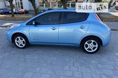 Хетчбек Nissan Leaf 2015 в Черкасах