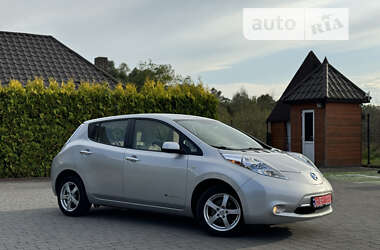 Хэтчбек Nissan Leaf 2013 в Стрые