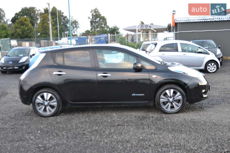 Хетчбек Nissan Leaf 2014 в Луцьку