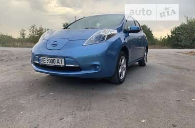 Хетчбек Nissan Leaf 2013 в Кам'янському