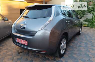 Хетчбек Nissan Leaf 2016 в Рівному