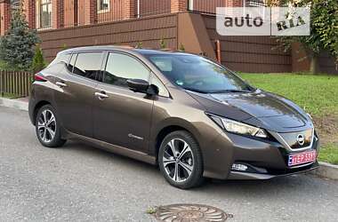 Хэтчбек Nissan Leaf 2019 в Ровно