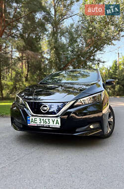 Хэтчбек Nissan Leaf 2020 в 