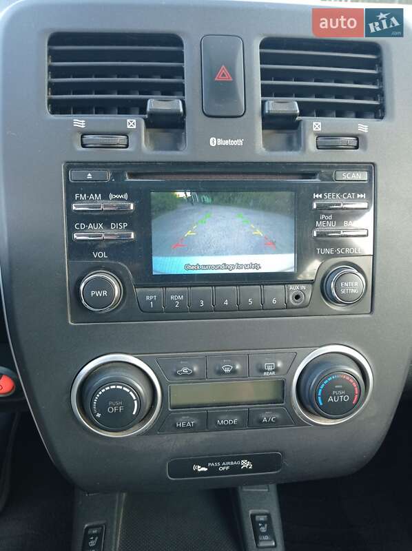 Хэтчбек Nissan Leaf 2013 в Киеве фото 10 Хэтчбек Nissan Leaf 2013 в Киеве