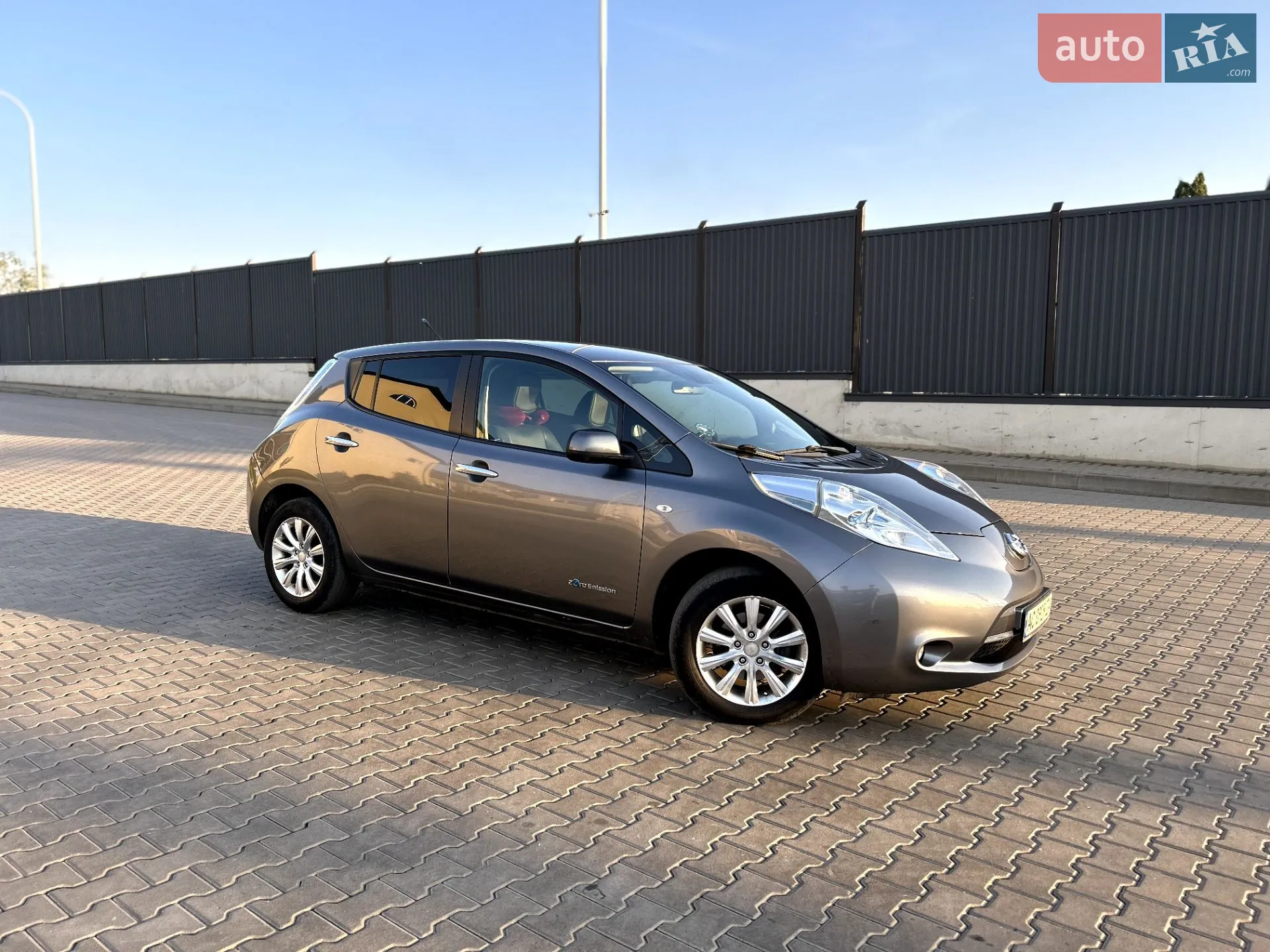 2014 Nissan Leaf - мініатюра 11