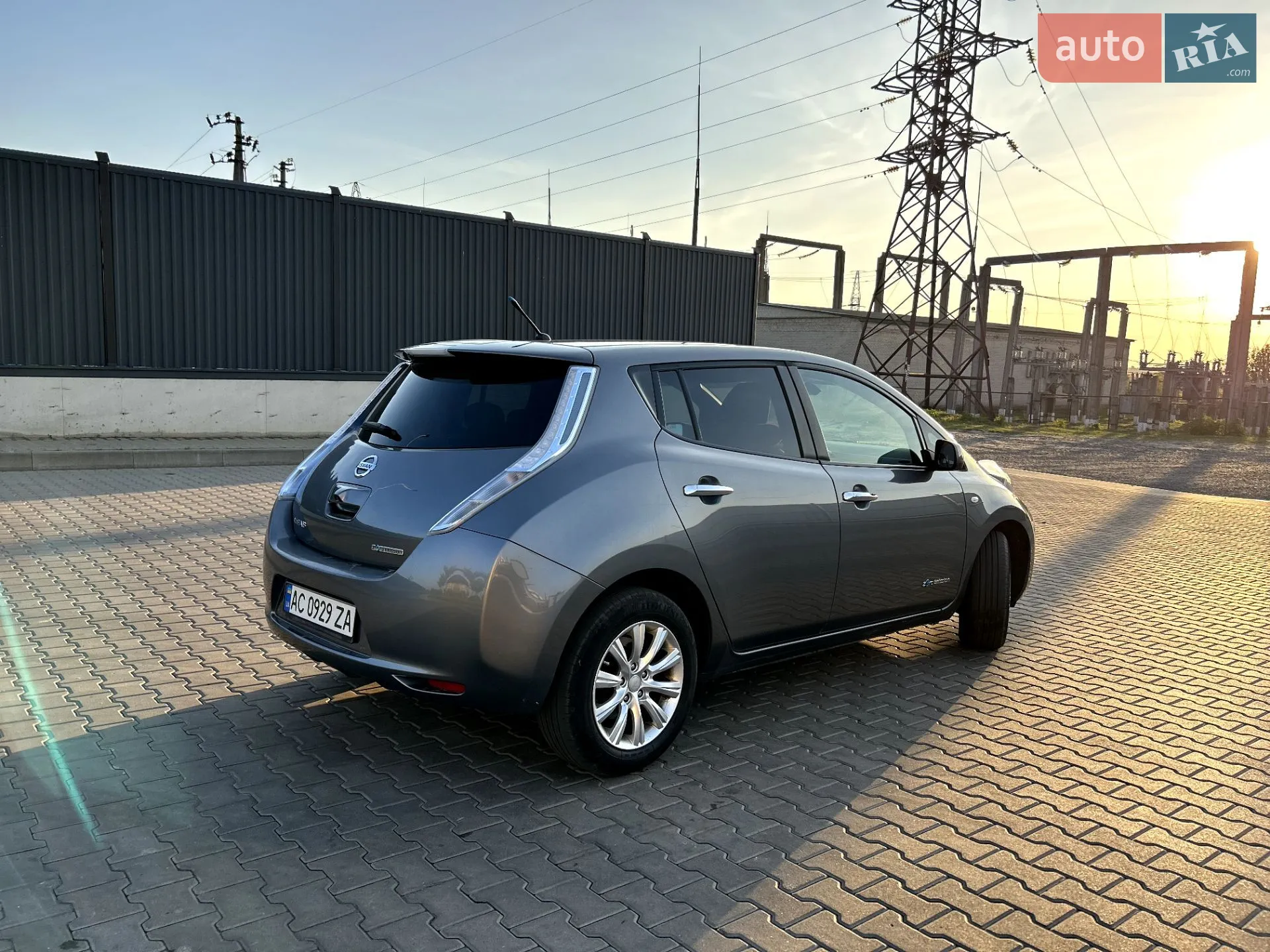 2014 Nissan Leaf - мініатюра 12