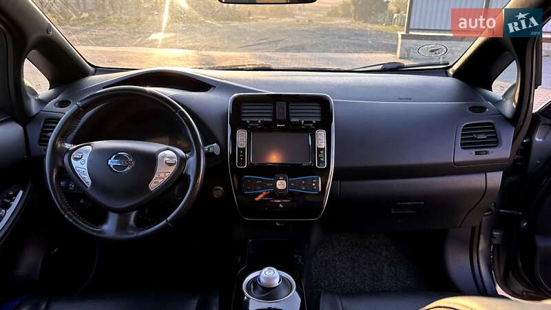 Хэтчбек Nissan Leaf 2014 в Рожище