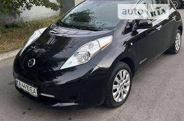 Хэтчбек Nissan Leaf 2016 в Киеве