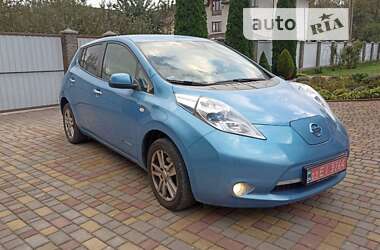 Хэтчбек Nissan Leaf 2012 в Ивано-Франковске