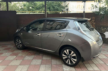 Хетчбек Nissan Leaf 2014 в Харкові