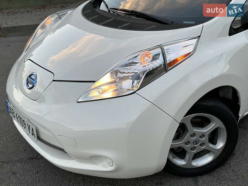 Хэтчбек Nissan Leaf 2013 в Виннице