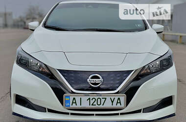 Хэтчбек Nissan Leaf 2022 в Белой Церкви