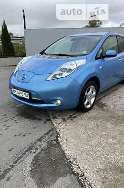 Хетчбек Nissan Leaf 2011 в Житомирі