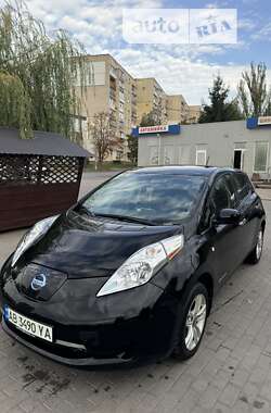 Хетчбек Nissan Leaf 2015 в Вінниці