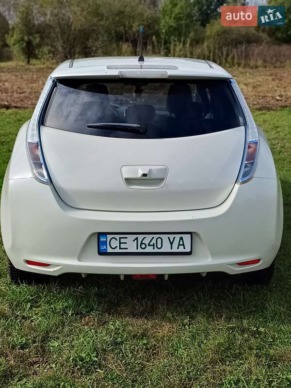 Хэтчбек Nissan Leaf 2011 в Сторожинце фото 10 Хэтчбек Nissan Leaf 2011 в Сторожинце