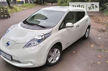 Хетчбек Nissan Leaf 2013 в Львові