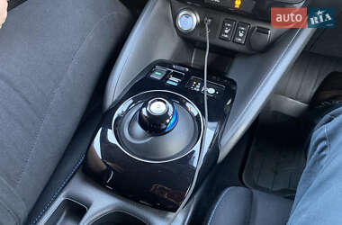 Хэтчбек Nissan Leaf 2018 в 