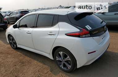 Хэтчбек Nissan Leaf 2022 в Черновцах