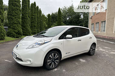 Хетчбек Nissan Leaf 2014 в Івано-Франківську