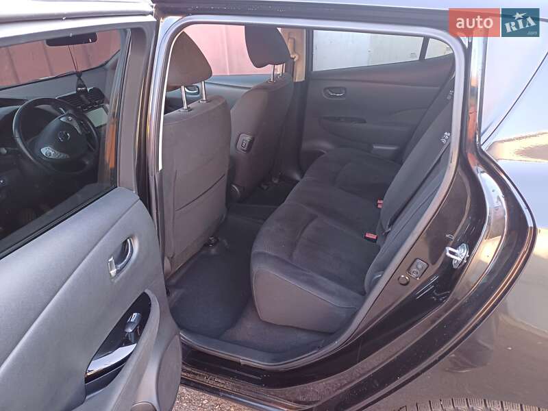 Хетчбек Nissan Leaf 2016 в Черкасах фото 8 Хетчбек Nissan Leaf 2016 в Черкасах