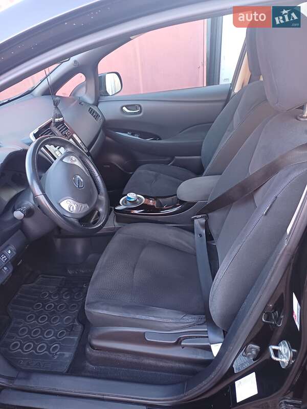Хетчбек Nissan Leaf 2016 в Черкасах фото 11 Хетчбек Nissan Leaf 2016 в Черкасах