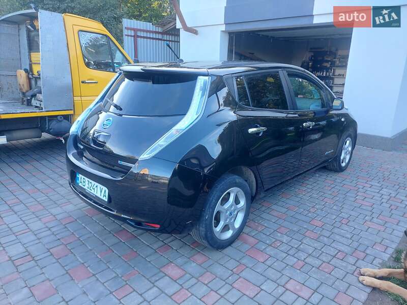 Хетчбек Nissan Leaf 2014 в Вінниці