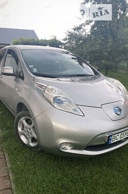 Хетчбек Nissan Leaf 2014 в Городку