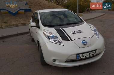 Хетчбек Nissan Leaf 2013 в Кропивницькому