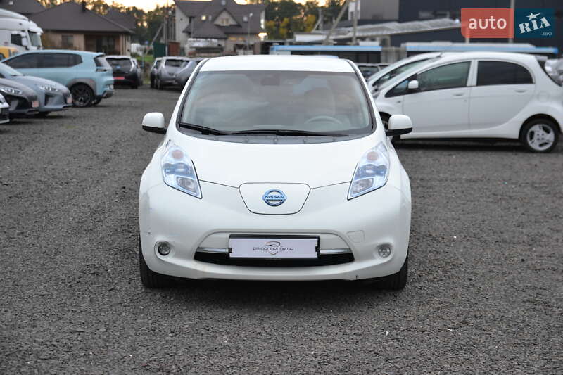 Хэтчбек Nissan Leaf 2013 в Луцке