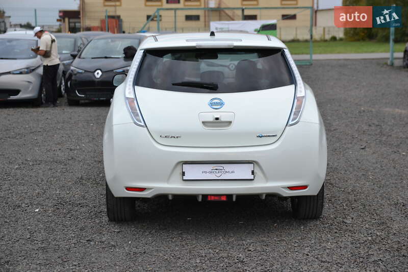 Хэтчбек Nissan Leaf 2013 в Луцке