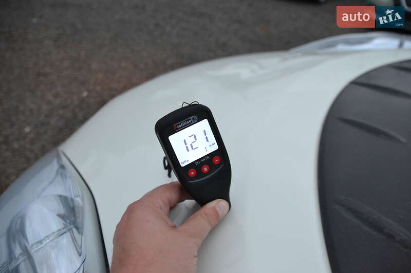 Хэтчбек Nissan Leaf 2013 в Луцке