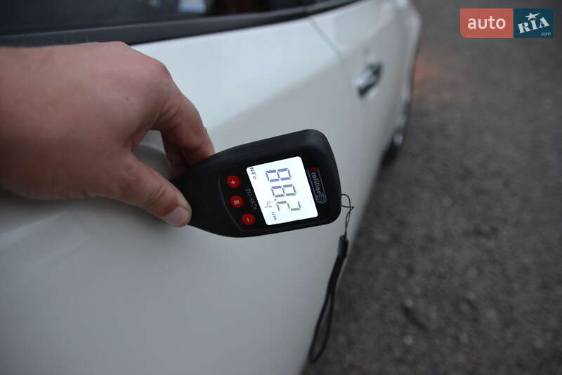 Хэтчбек Nissan Leaf 2013 в Луцке