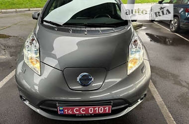 Хэтчбек Nissan Leaf 2017 в Львове