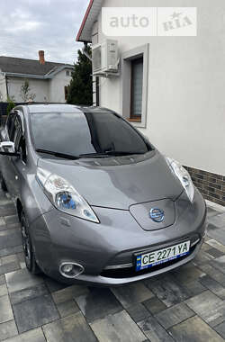 Хетчбек Nissan Leaf 2014 в Кіцмані