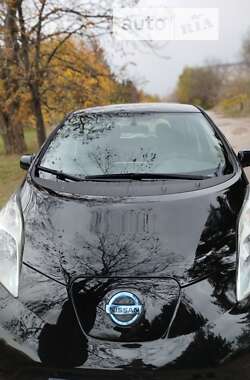 Хетчбек Nissan Leaf 2015 в Світловодську