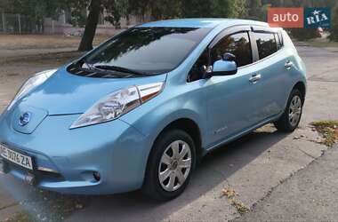 Хэтчбек Nissan Leaf 2015 в Каменском