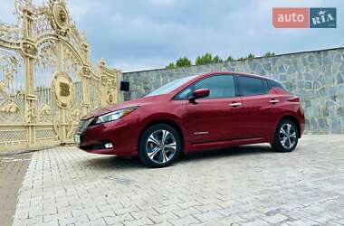 Хэтчбек Nissan Leaf 2018 в Киеве