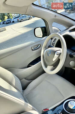 Хэтчбек Nissan Leaf 2012 в Луцке