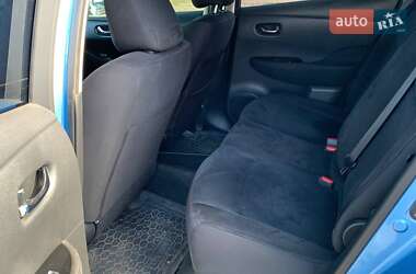 Хэтчбек Nissan Leaf 2014 в 
