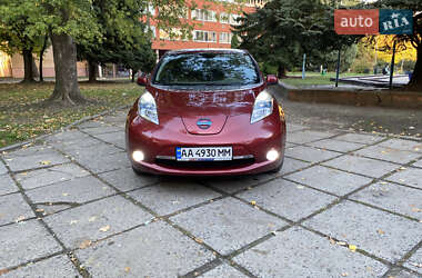 Хэтчбек Nissan Leaf 2015 в Львове